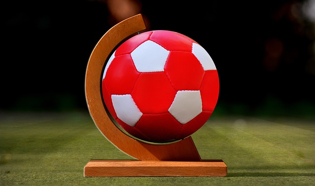 门兴格拉德巴赫3-0大胜海登海姆，町野修斗、哈里斯-塔巴科维奇破门